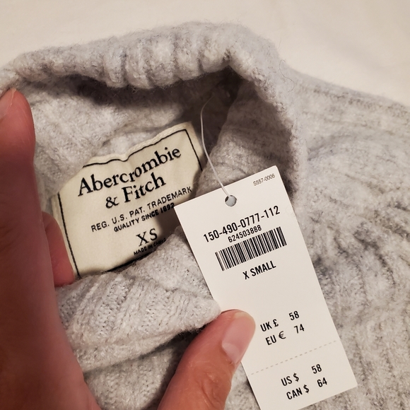 NWT A&F Turtleneck Sweater with Side Zipper - Picture 7 of 11
